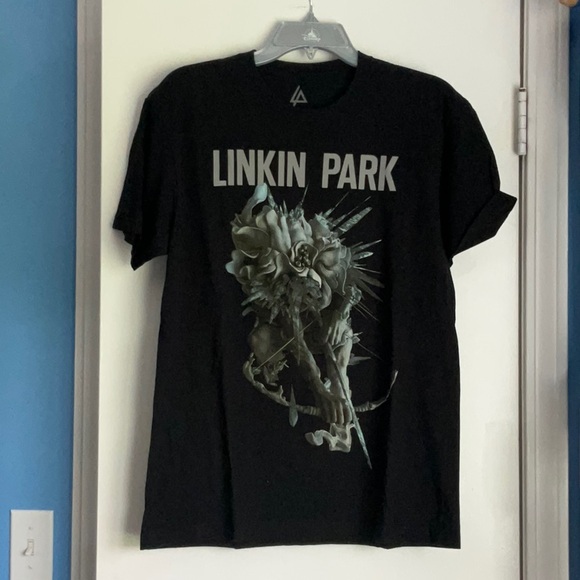 Linkin Park Carnivores Tour 2014 Shirt - Picture 1 of 4